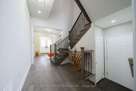 Photo 7 at 3444 Mosley Gate, OA Rural Oakville, Oakville