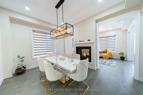 Photo 8 at 3444 Mosley Gate, OA Rural Oakville, Oakville