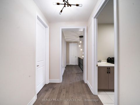 Photo 27 at 3444 Mosley Gate, OA Rural Oakville, Oakville