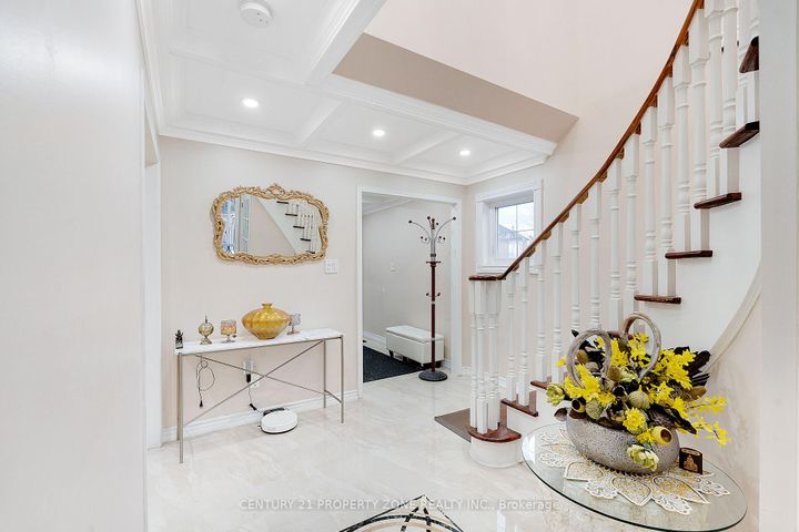 Photo 17 at 2565 Scarth Court, Central Erin Mills, Mississauga