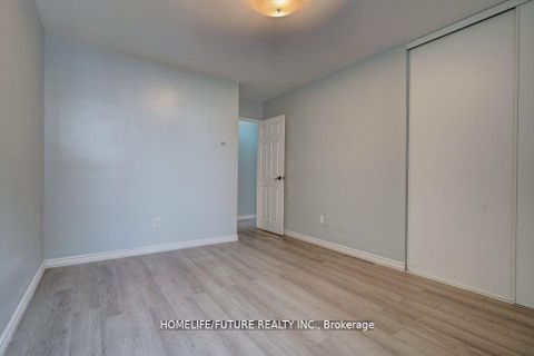 Photo 9 at 2519 - 5 Massey Square, Crescent Town, Toronto