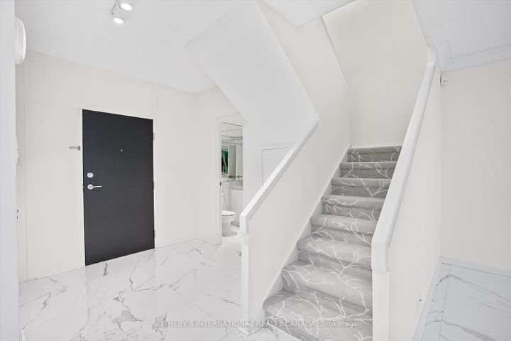 Photo 3 at 408 - 55A Avenue Road, Annex, Toronto