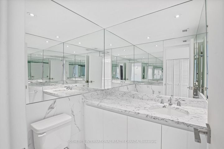 Photo 22 at 408 - 55A Avenue Road, Annex, Toronto