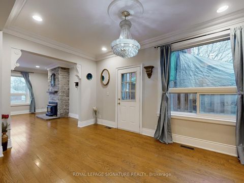 Photo 11 at 73 Buttonwood Avenue, Mount Dennis, Toronto