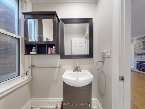Photo 13 at 73 Buttonwood Avenue, Mount Dennis, Toronto