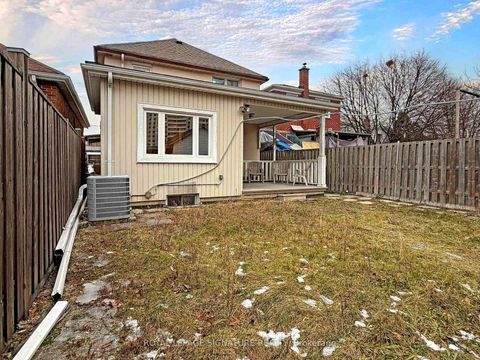 Photo 44 at 73 Buttonwood Avenue, Mount Dennis, Toronto