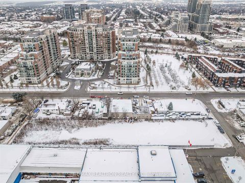 Photo 9 at 23 Colston Court, Langstaff, Richmond Hill