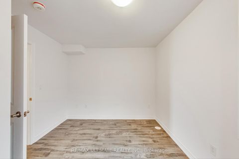 Photo 13 at 214 - 370 Hopewell Avenue, Belgravia, Toronto