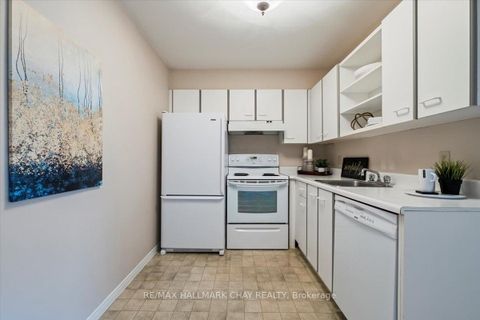 Photo 11 at 206 - 120 Bell Farm Road, Alliance, Barrie