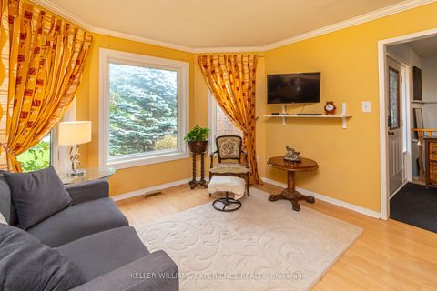 Photo 1 at 1053 Westmount Avenue, Alcona, Innisfil