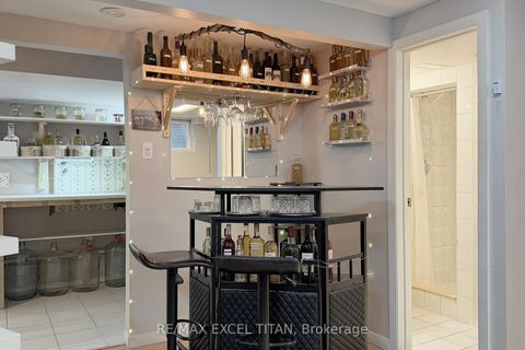 Photo 27 at 251 Shawnee Circle, Pleasant View, Toronto