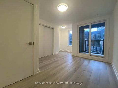 Photo 23 at 61 - 10 CALAMINT Lane, L'Amoreaux, Toronto