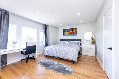 Photo 15 at 238 Devonsleigh Boulevard, Devonsleigh, Richmond Hill