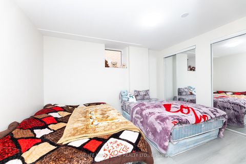 Photo 36 at 238 Devonsleigh Boulevard, Devonsleigh, Richmond Hill