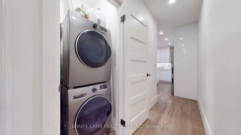 Photo 11 at 1558 A Davenport Road, Wychwood, Toronto