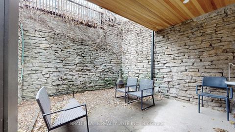 Photo 12 at 1558 A Davenport Road, Wychwood, Toronto