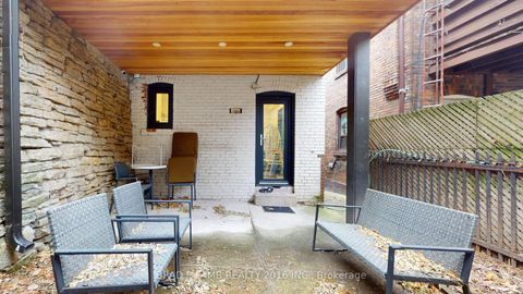 Photo 13 at 1558 A Davenport Road, Wychwood, Toronto