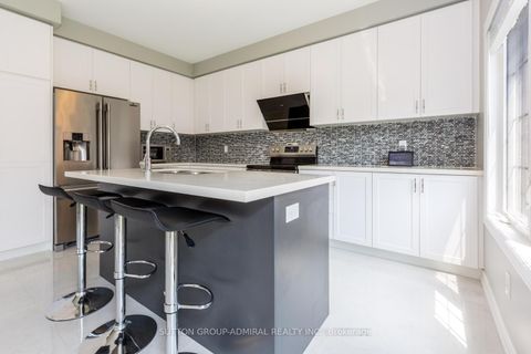 Photo 12 at 53 Pietrowski Drive, Keswick North, Georgina