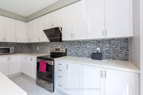 Photo 13 at 53 Pietrowski Drive, Keswick North, Georgina