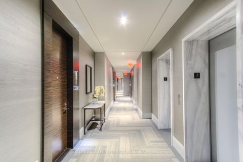 Photo 1 at 302 - 88 Davenport Road, Annex, Toronto