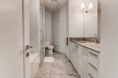 Photo 3 at 302 - 88 Davenport Road, Annex, Toronto