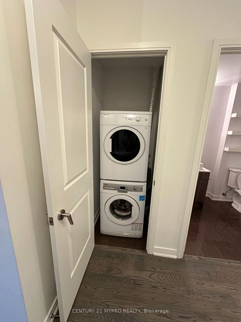 Photo 11 at 704 - 9205 Yonge Street, Langstaff, Richmond Hill