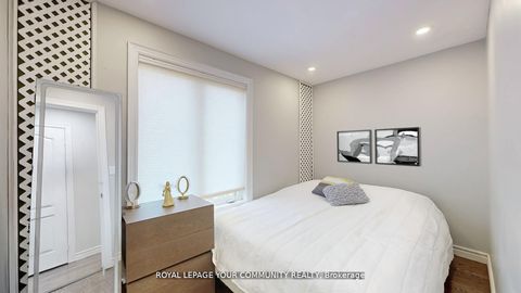 Photo 15 at 64 Machell Avenue, Aurora Village, Aurora