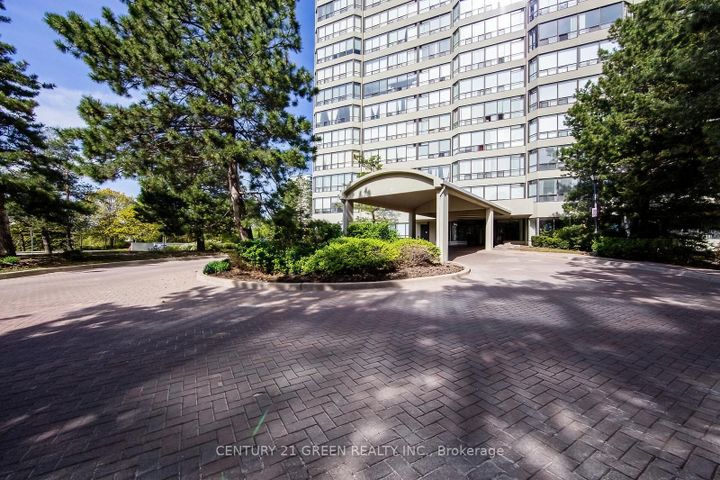 Photo 4 at 1503 - 22 Hanover Road, Queen Street Corridor, Brampton