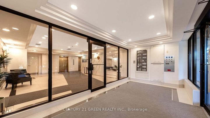 Photo 8 at 1503 - 22 Hanover Road, Queen Street Corridor, Brampton