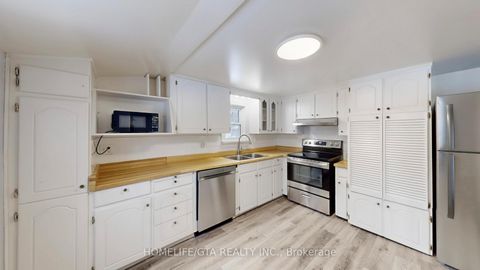 Photo 4 at 31474 Lakeridge Road, Pefferlaw, Georgina