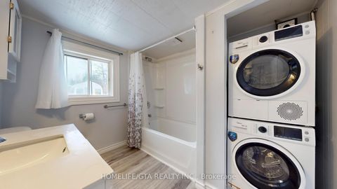 Photo 7 at 31474 Lakeridge Road, Pefferlaw, Georgina