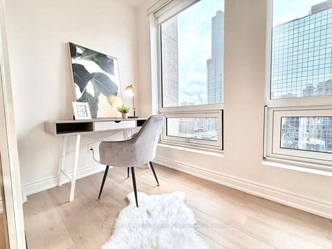 Photo 4 at LPH2 - 25 Grenville Street, Bay Street Corridor, Toronto