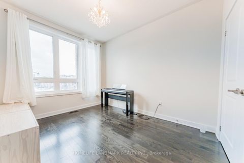 Photo 24 at 62 Helliwell Crescent, Oak Ridges Lake Wilcox, Richmond Hill