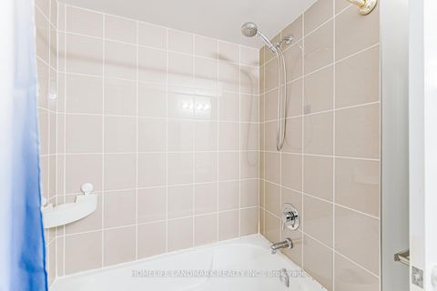 Photo 29 at 62 Helliwell Crescent, Oak Ridges Lake Wilcox, Richmond Hill