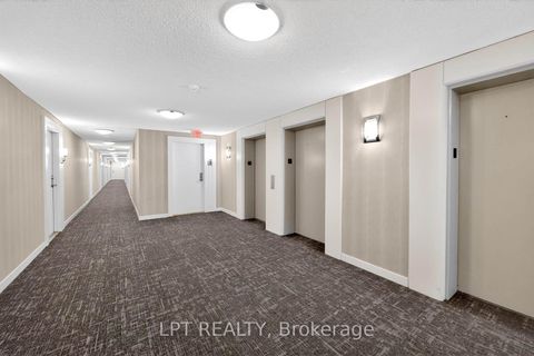 Photo 5 at 306 - 320 Richmond Street E, Moss Park, Toronto