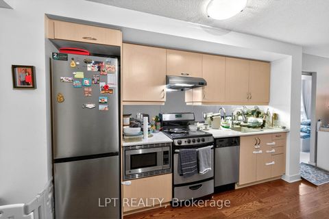 Photo 15 at 306 - 320 Richmond Street E, Moss Park, Toronto