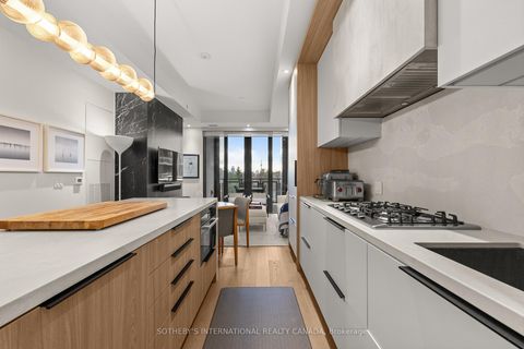 Photo 2 at 510 - 2 Forest Hill Road, Casa Loma, Toronto