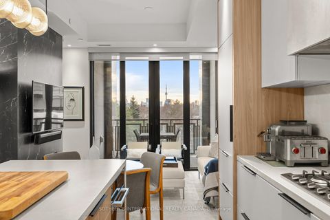 Photo 7 at 510 - 2 Forest Hill Road, Casa Loma, Toronto