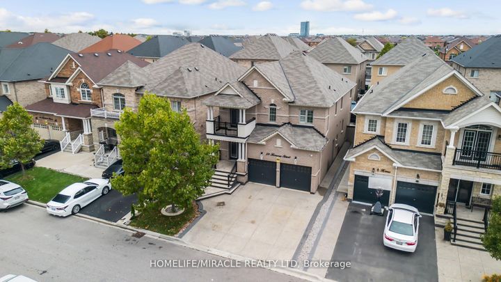 Photo 1 at 10 Kenora Street, Credit Valley, Brampton