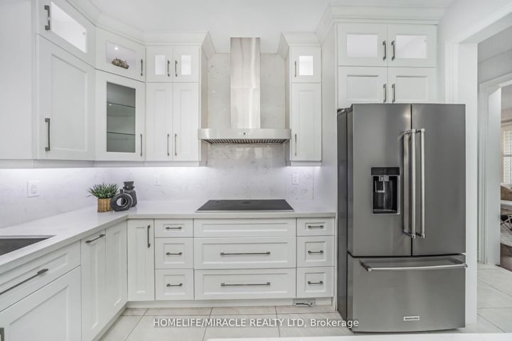 Photo 15 at 10 Kenora Street, Credit Valley, Brampton