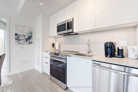 Photo 15 at 713 - 50 Power Street, Moss Park, Toronto