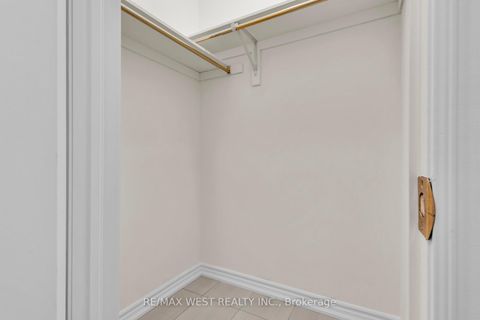 Photo 15 at 195 Terry Fox Drive, Rural Barrie Southeast, Barrie