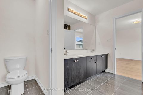 Photo 23 at 195 Terry Fox Drive, Rural Barrie Southeast, Barrie