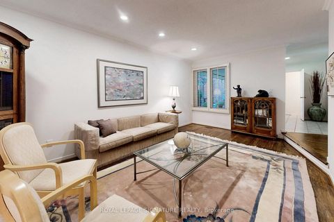 Photo 7 at 48 Millcroft Way, Brownridge, Vaughan