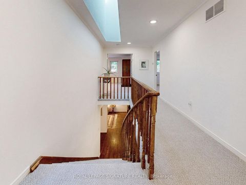 Photo 12 at 48 Millcroft Way, Brownridge, Vaughan