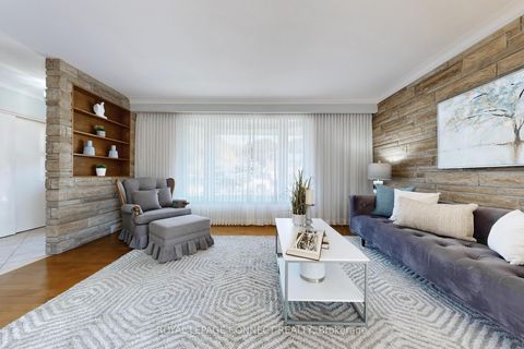 Photo 4 at 14 Dalehurst Avenue, Morningside, Toronto