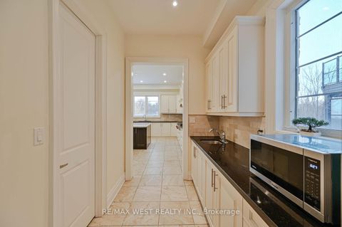 Photo 8 at 293 Torrey Pines Road, Kleinburg, Vaughan