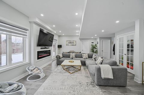 Photo 32 at 293 Torrey Pines Road, Kleinburg, Vaughan