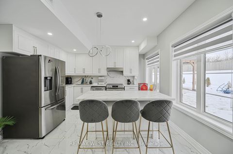 Photo 33 at 293 Torrey Pines Road, Kleinburg, Vaughan