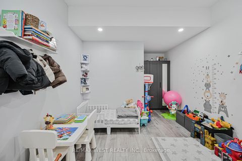 Photo 34 at 293 Torrey Pines Road, Kleinburg, Vaughan